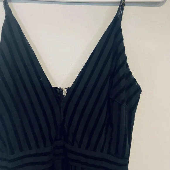 Chic Black Romper Maxi Dress with Flowing Silhouette and Velvet Stripes - Picture 4 of 6